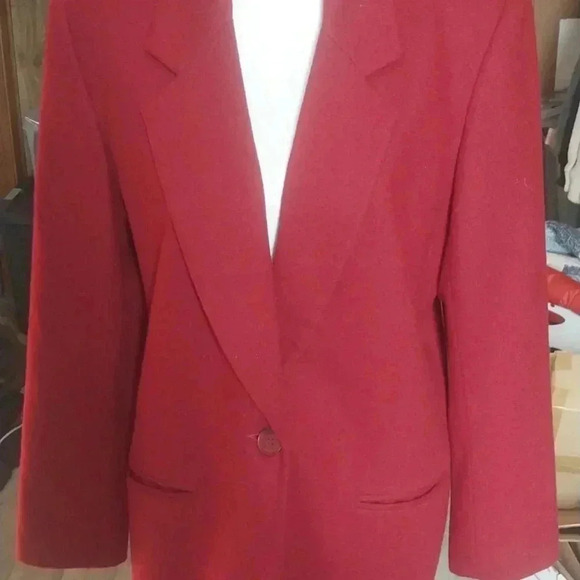 Requirements Woman Red  Wool Coat Size 10 - Picture 9 of 12